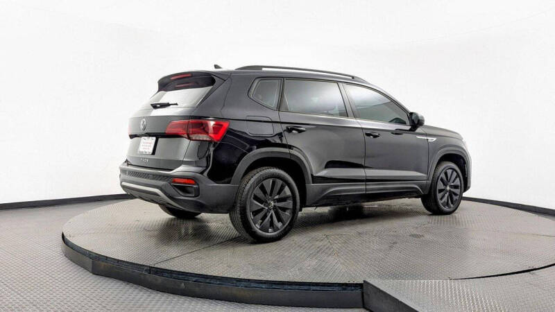 2024 Volkswagen Taos S