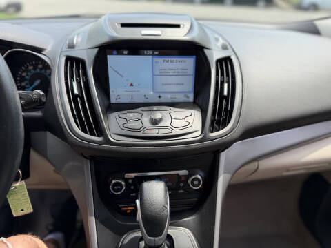 2016 Ford Escape SE