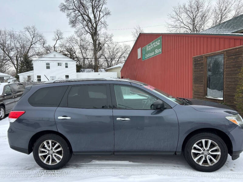 2014 Nissan Pathfinder SV