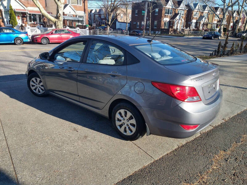 2016 Hyundai Accent SE