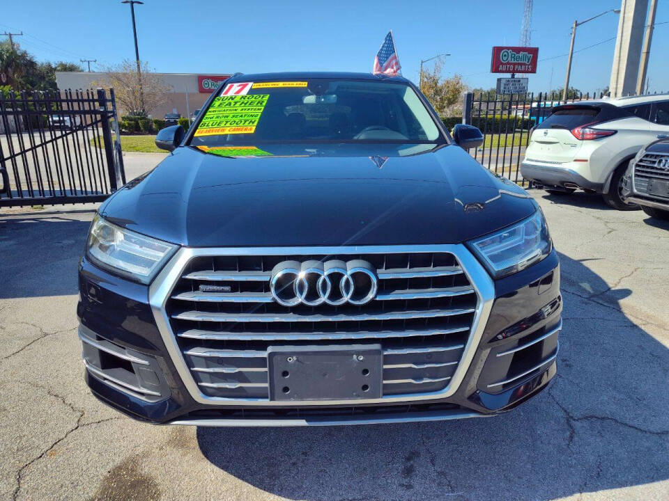 2017 Audi Q7 Premium Plus's photo