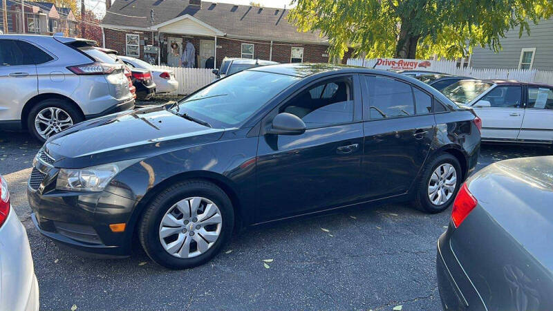 2013 Chevrolet Cruze LS Auto