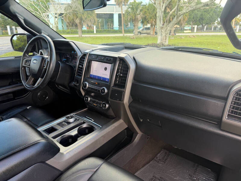 2020 Ford Expedition XLT