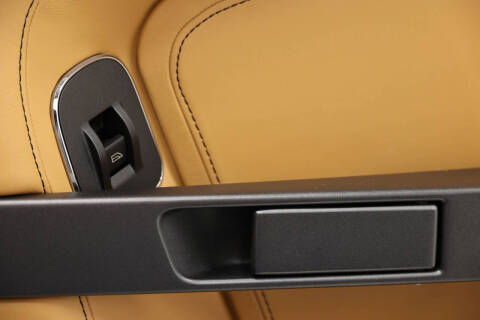 2012 Aston Martin V8 Vantage Roadster