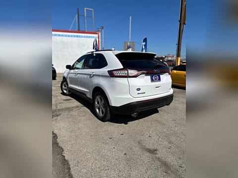 2015 Ford Edge SE