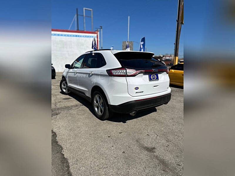 2015 Ford Edge SE