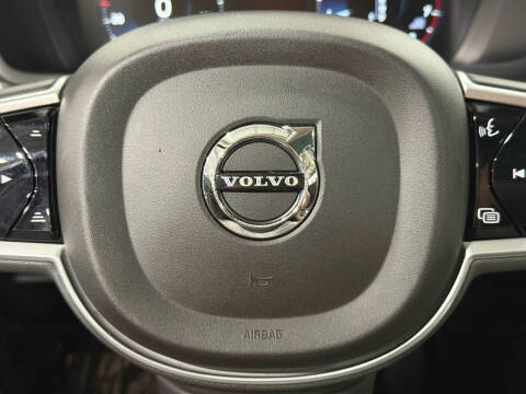 2019 Volvo XC90 T6 Momentum