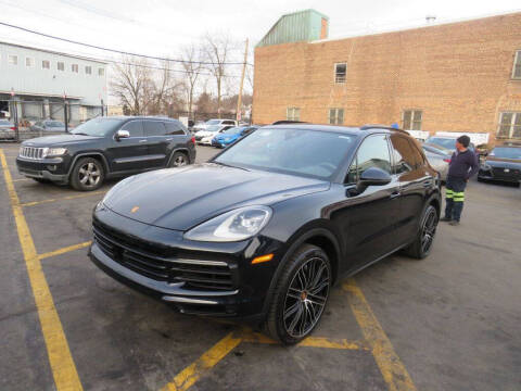 2021 Porsche Cayenne for sale at Saw Mill Auto in Yonkers NY