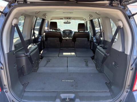 2011 Nissan Pathfinder Silver Edition