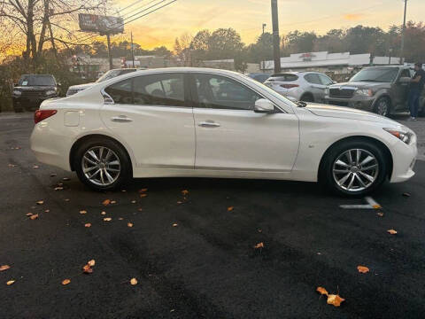 2015 Infiniti Q50