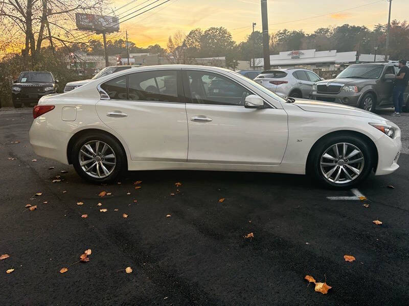 2015 Infiniti Q50
