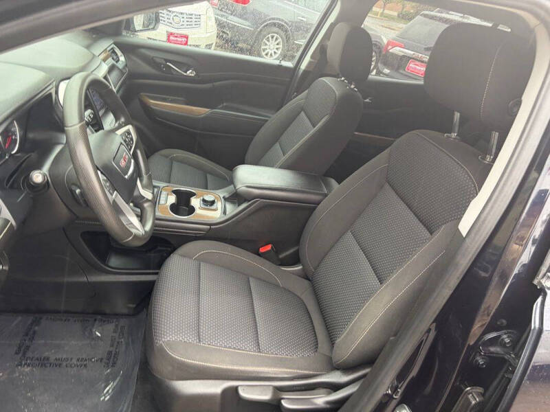 2021 GMC Acadia SLE