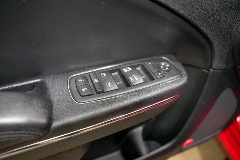 2014 Dodge Charger SXT