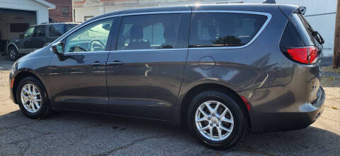 2017 Chrysler Pacifica Touring