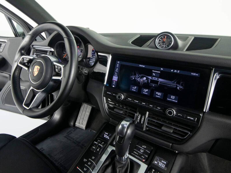 2020 Porsche Macan
