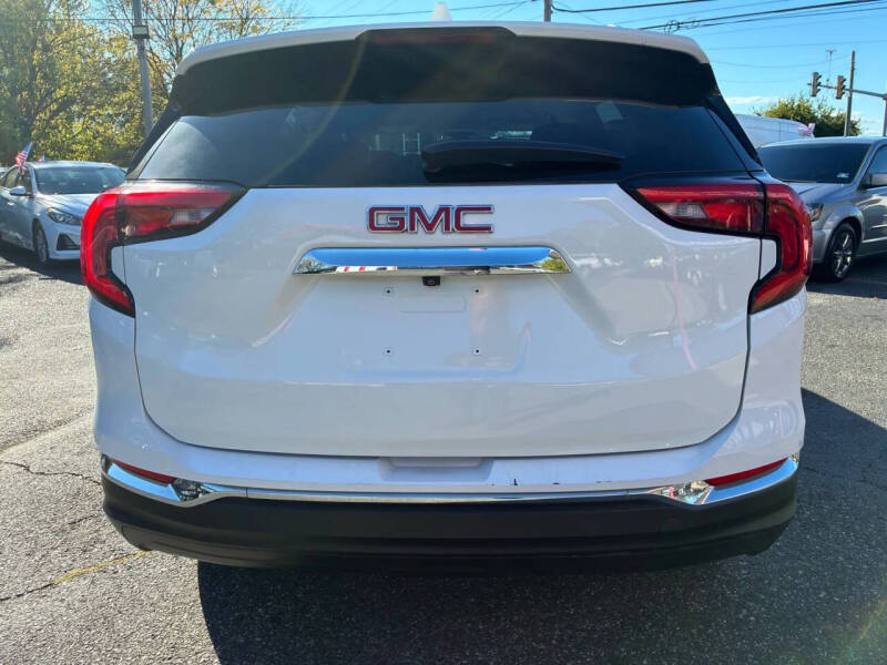 2020 GMC Terrain SLT
