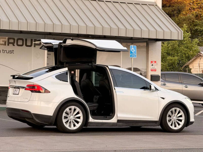 2020 Tesla Model X