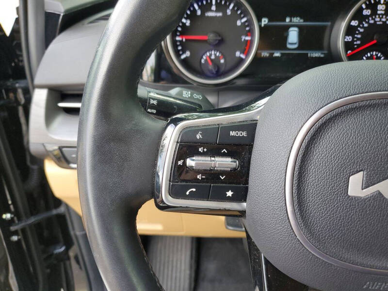 2022 Kia Carnival EX