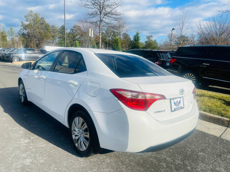 2017 Toyota Corolla LE photo 8