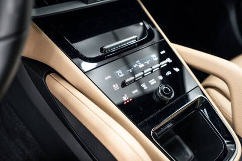 2025 Porsche Cayenne