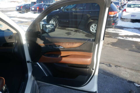 2015 Cadillac Escalade Luxury