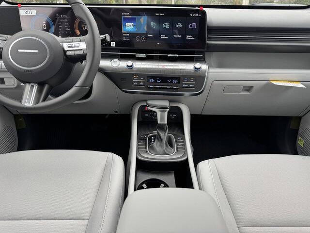 2025 Hyundai Kona SEL