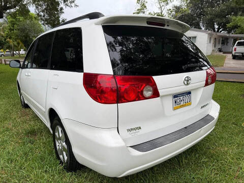 2006 Toyota Sienna CE 7 Passenger