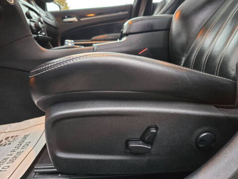 2023 Chrysler 300 S V6