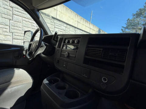 2015 GMC Savana 3500