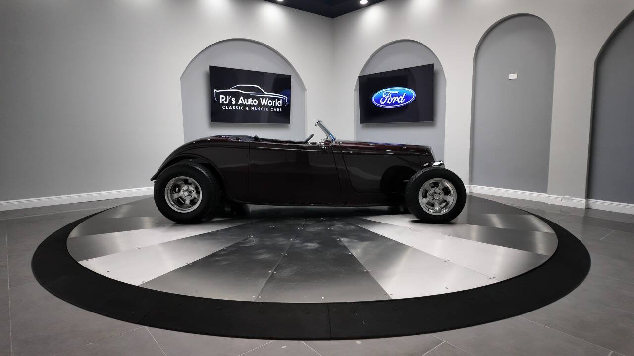 1933 Ford Factory 5 Hot Rod 4
