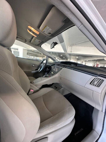 2012 Toyota Prius Three