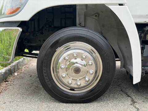 2019 Hino 268A