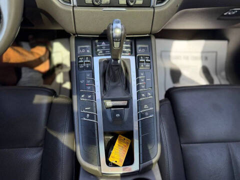 2016 Porsche Macan S
