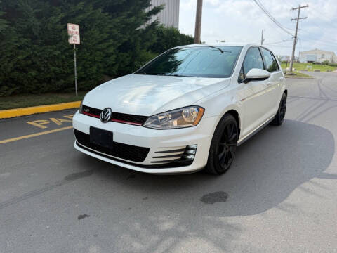 2017 Volkswagen Golf GTI S