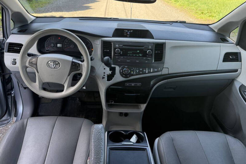 2013 Toyota Sienna