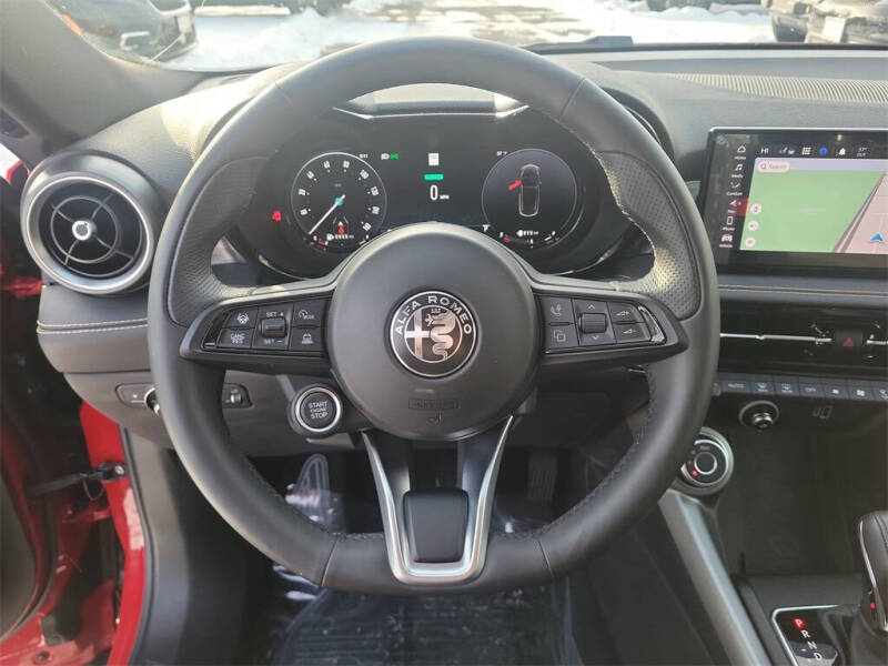 2024 Alfa Romeo Tonale Hybrid Ti