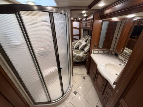 2014 Winnebago 42GD