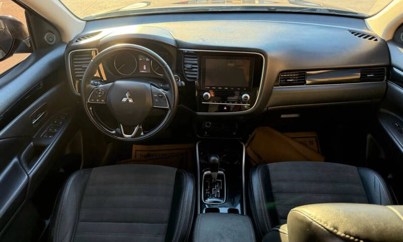 2020 Mitsubishi Outlander