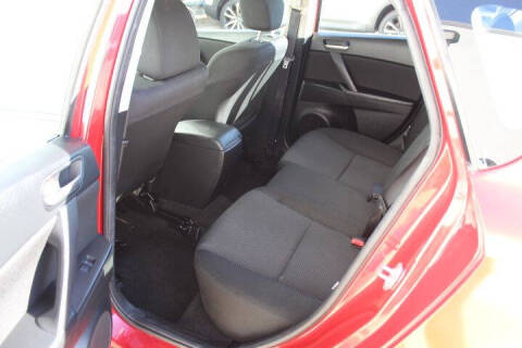 2013 Mazda MAZDA3 i Touring