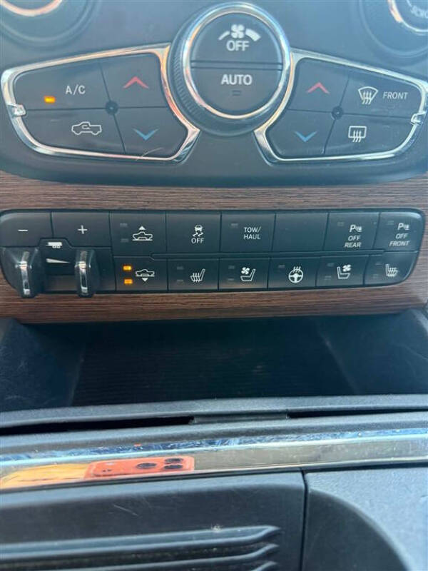 2015 RAM 1500 Laramie