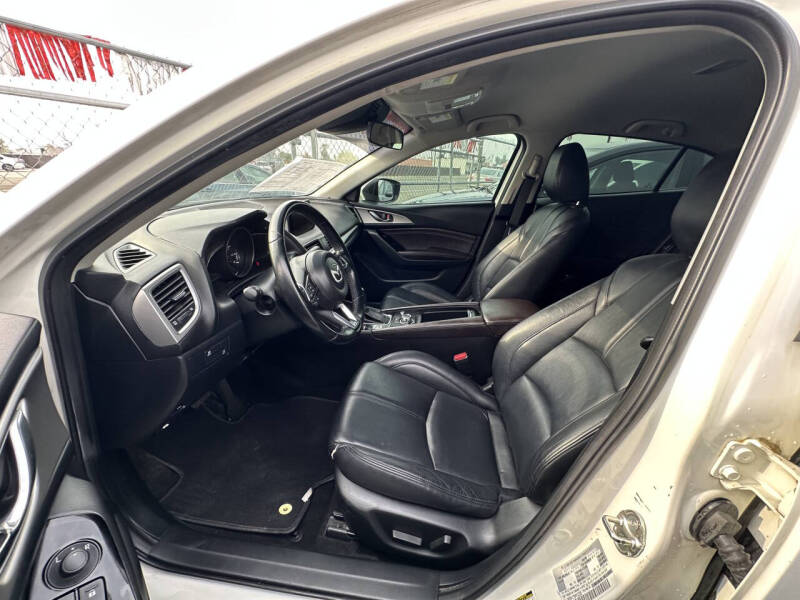 2017 Mazda MAZDA3 Touring