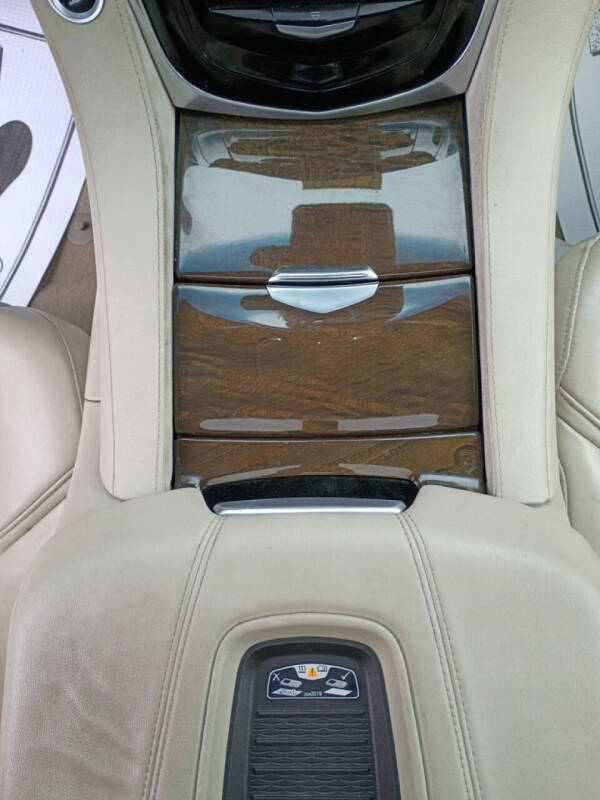 2018 Cadillac Escalade Luxury