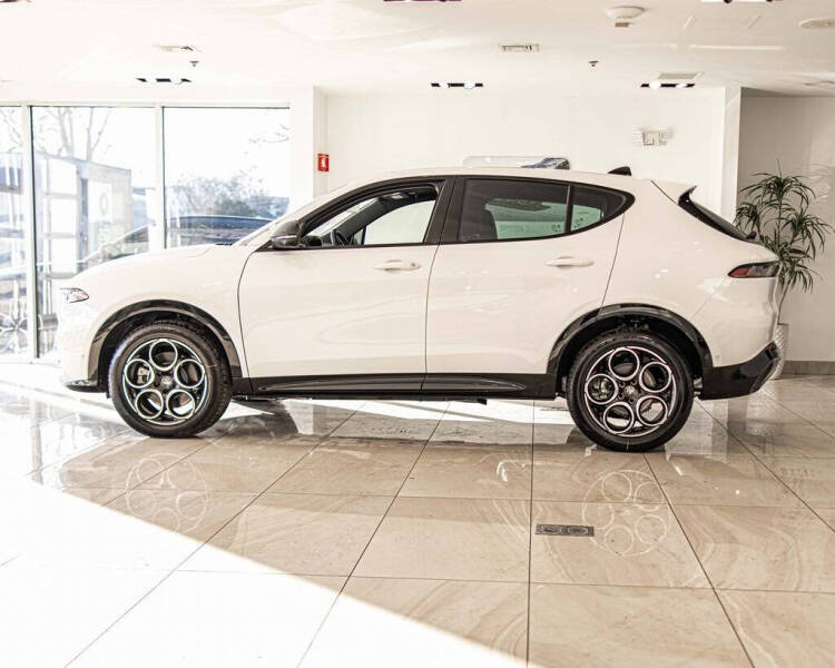 2025 Alfa Romeo Tonale