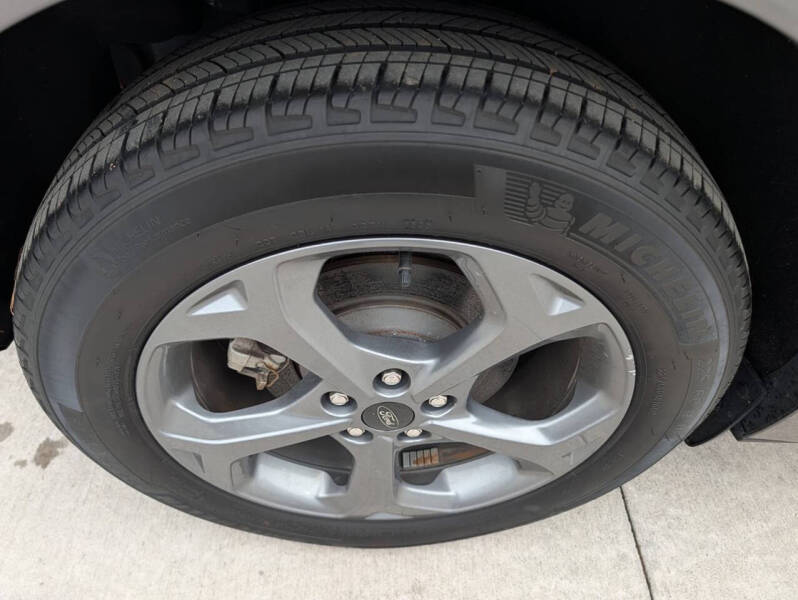 2023 Ford Escape Hybrid ST-Line Select