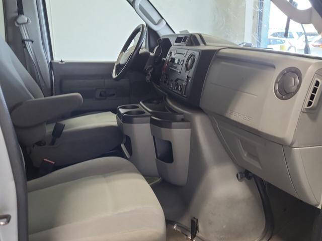 2011 Ford E-Series