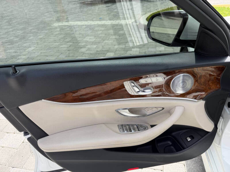 2019 Mercedes-Benz E-Class E 300