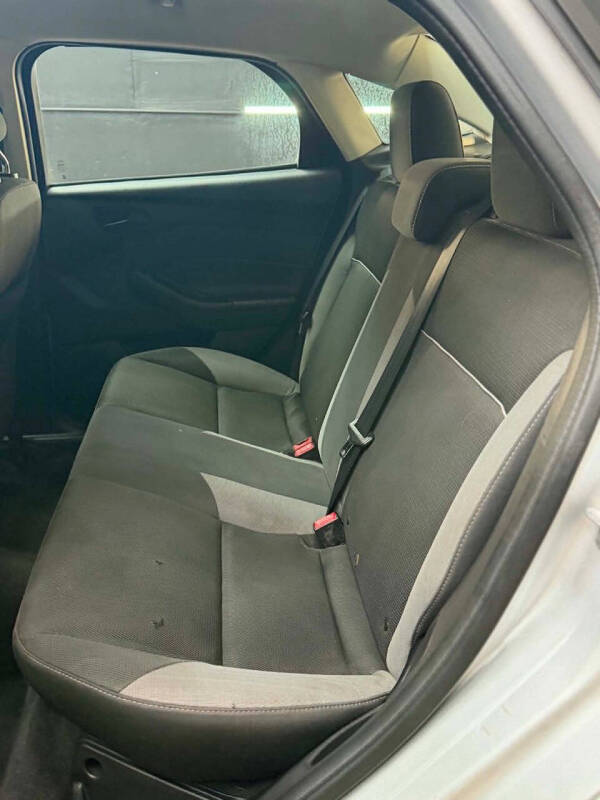 2012 Ford Focus SE