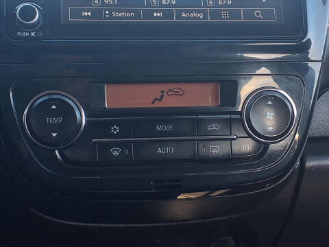 2021 Mitsubishi Mirage ES