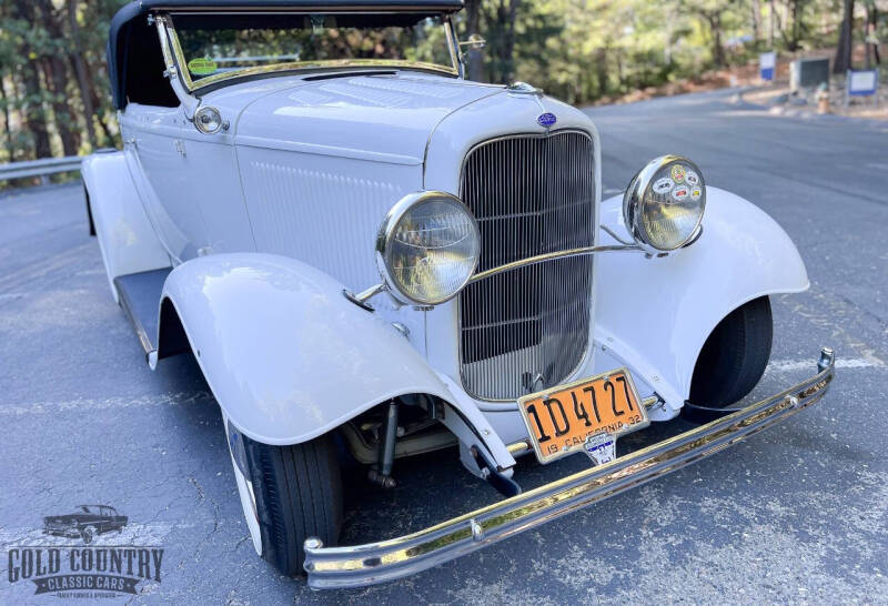 1932 Ford Model 18