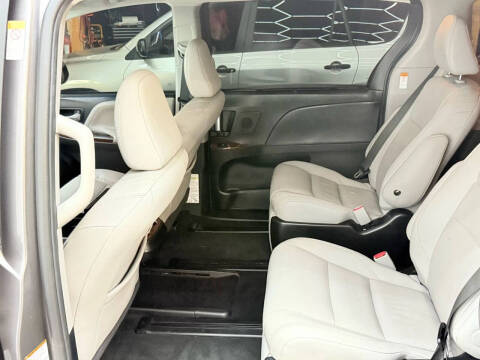 2017 Toyota Sienna